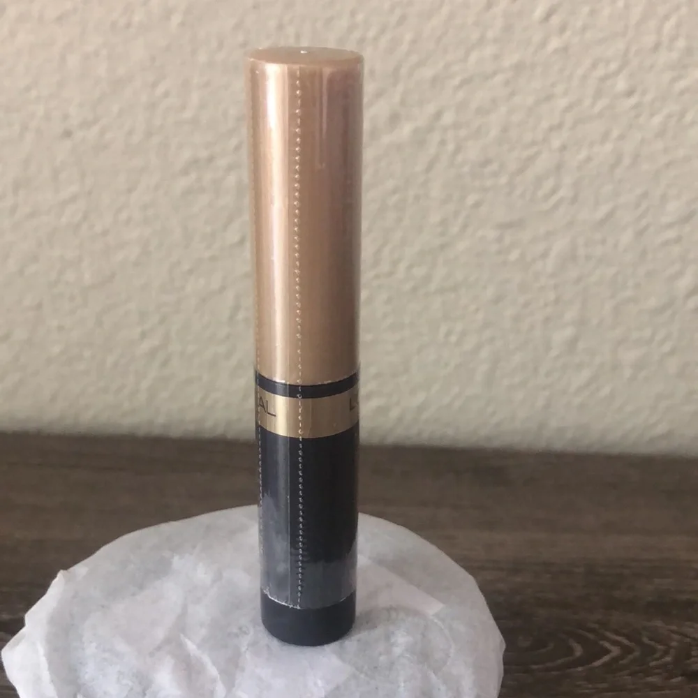 ❤️$2 NWT L'Oreal Voluminous Mascara 4.5ml